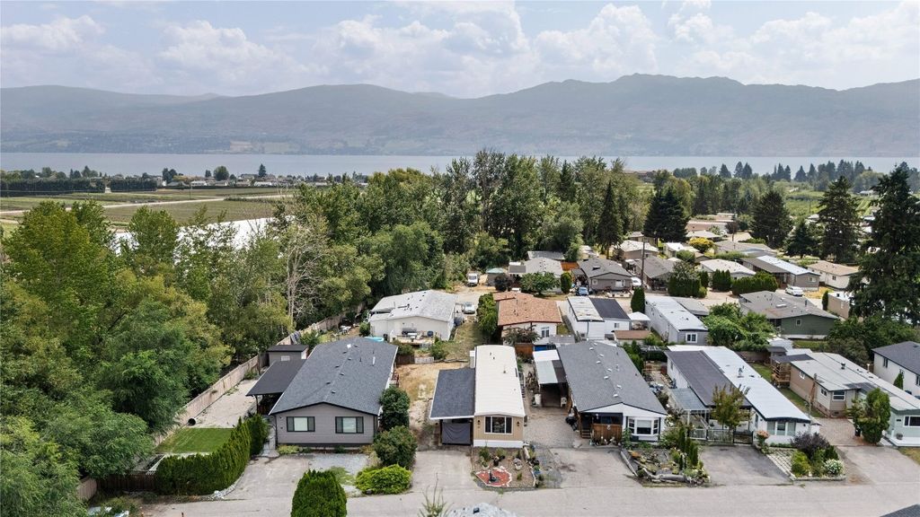 listing image 16518375255944608274