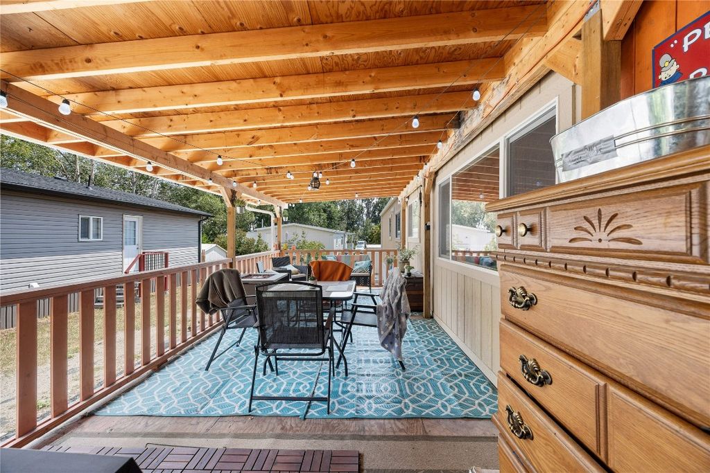 listing image 16511117948946250401