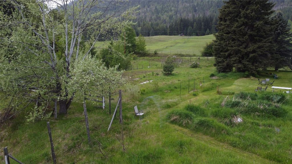 listing image 16511640136215492106