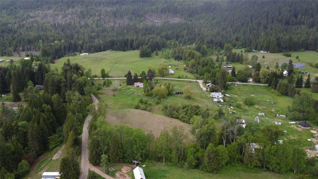 listing image 16516077376204947519