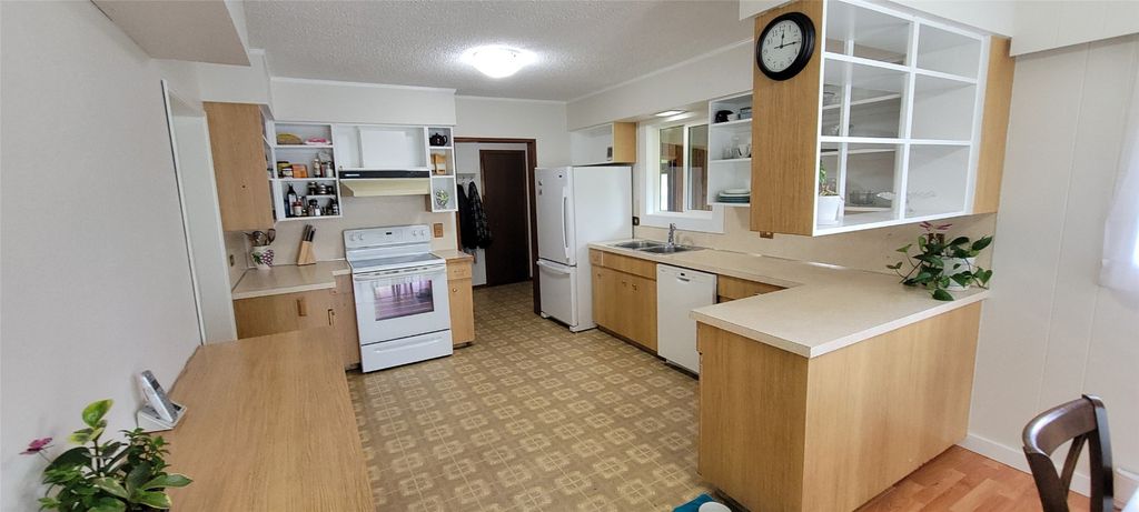 listing image 16516546193376772590