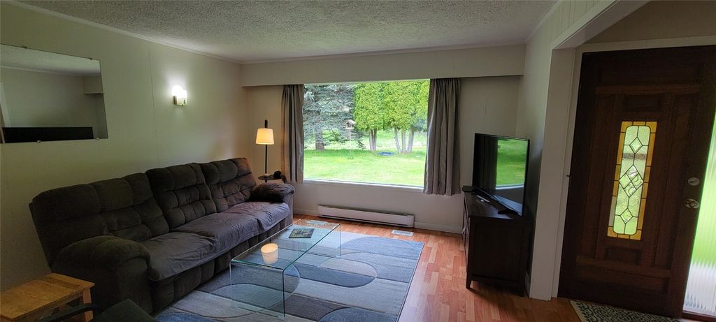 listing image 16519811679237028983