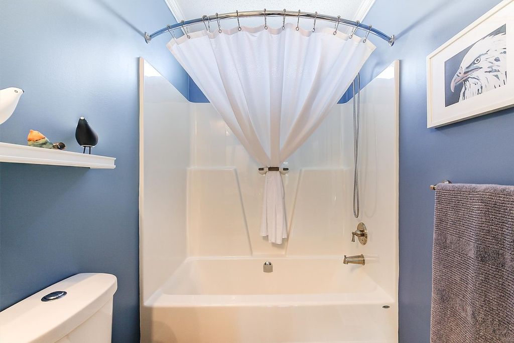 listing image 16515562491535055114