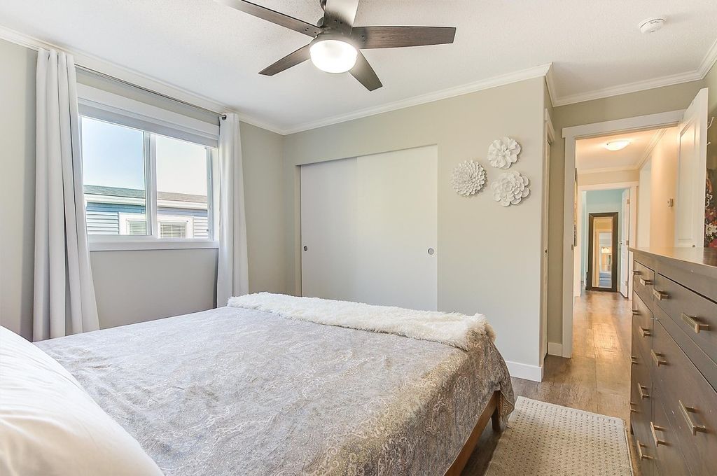 listing image 16516661046248639755