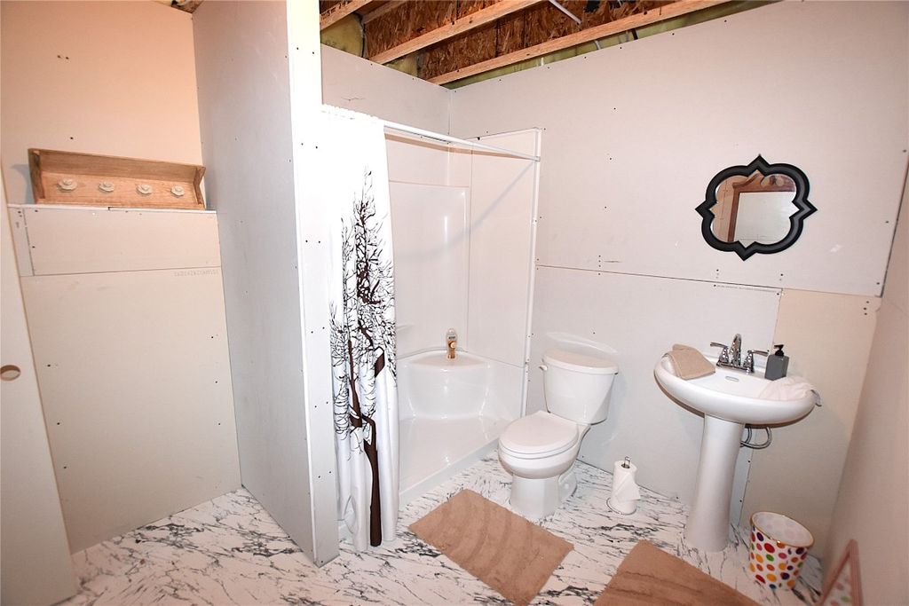 listing image 16517157923271101682