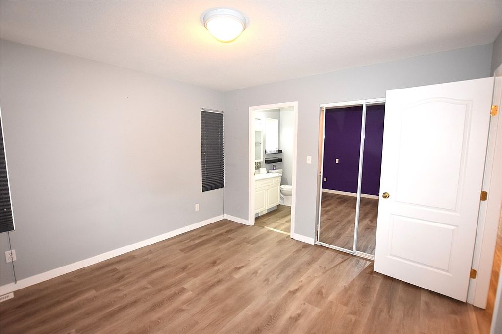 listing image 16512107771813111126