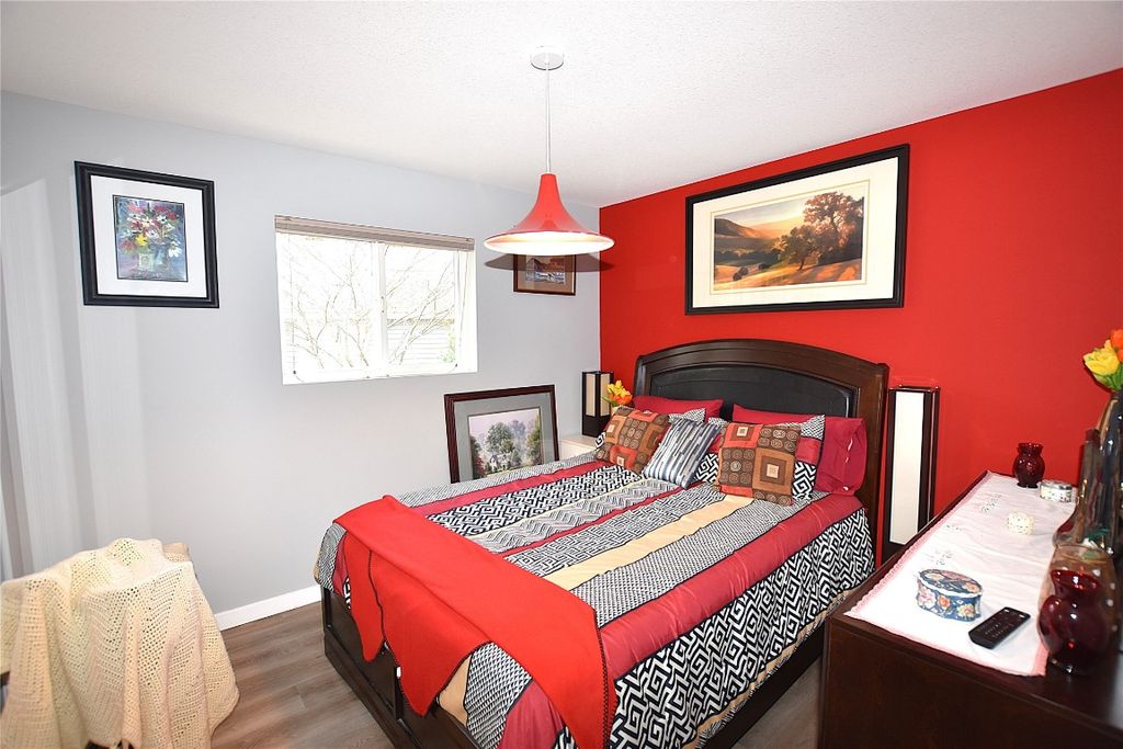 listing image 16511451273888080986