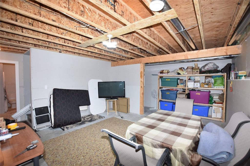 listing image 16513157849653913343