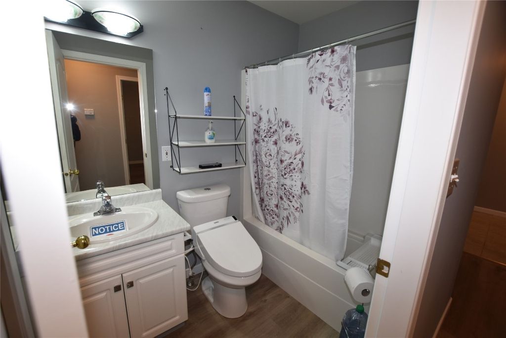 listing image 16517773021558357855