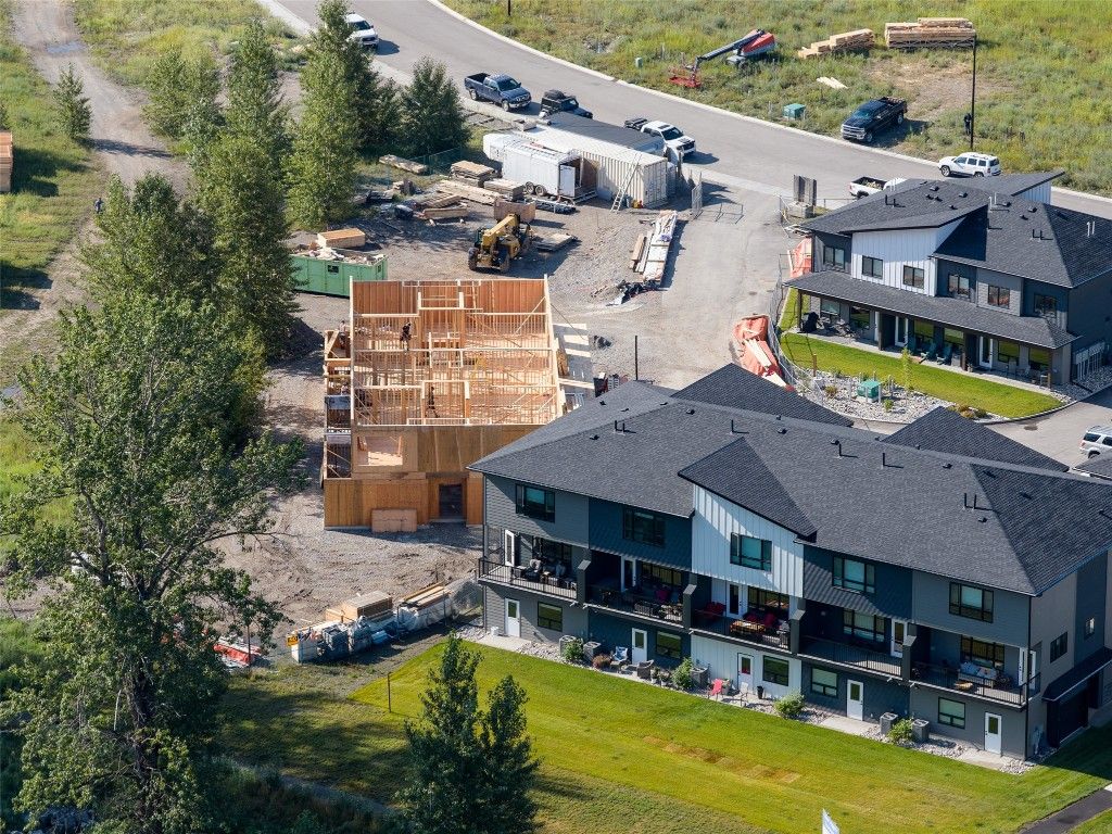 listing image 16512773014591830866