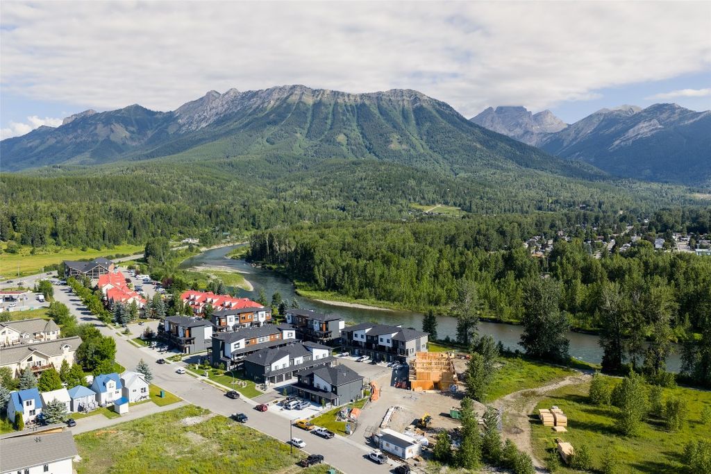 listing image 16511361626517852330