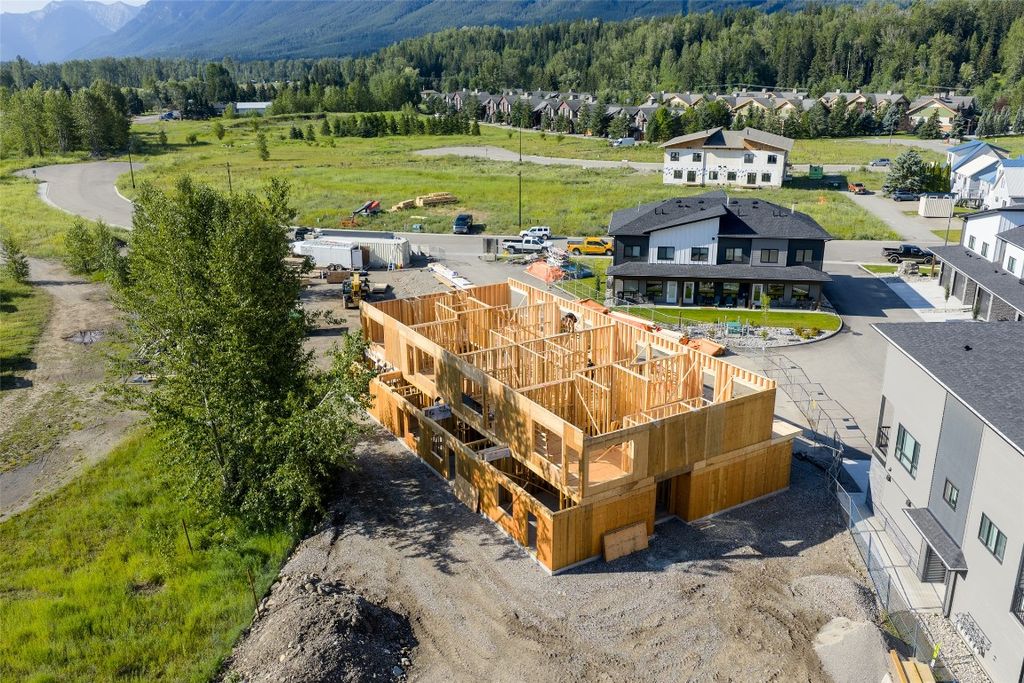 listing image 16515720064477957427