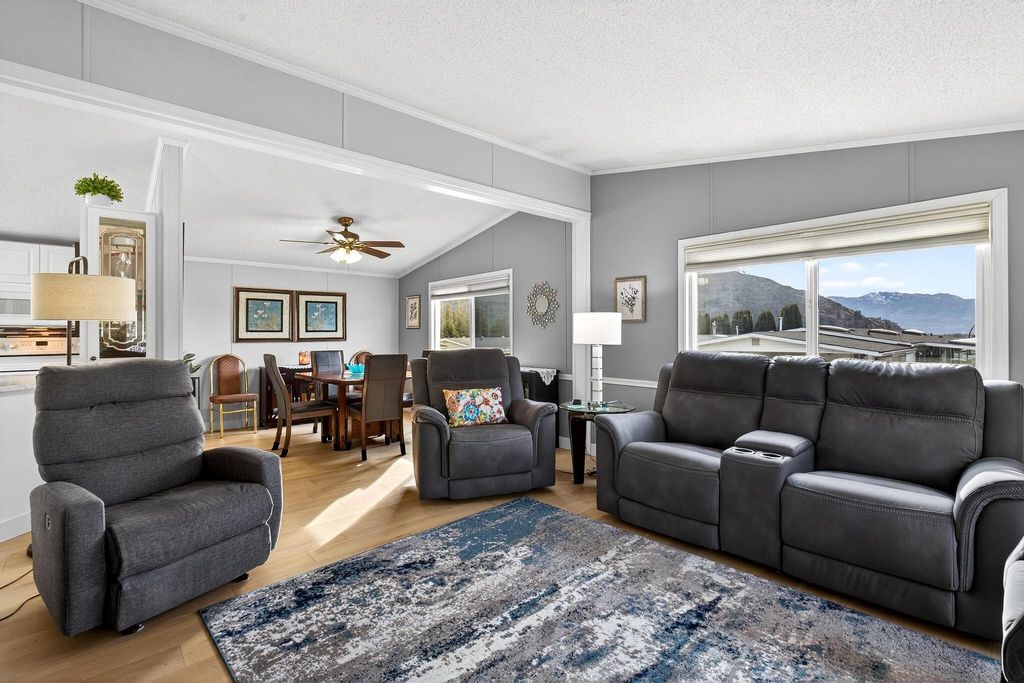 listing image 16512862079472405073