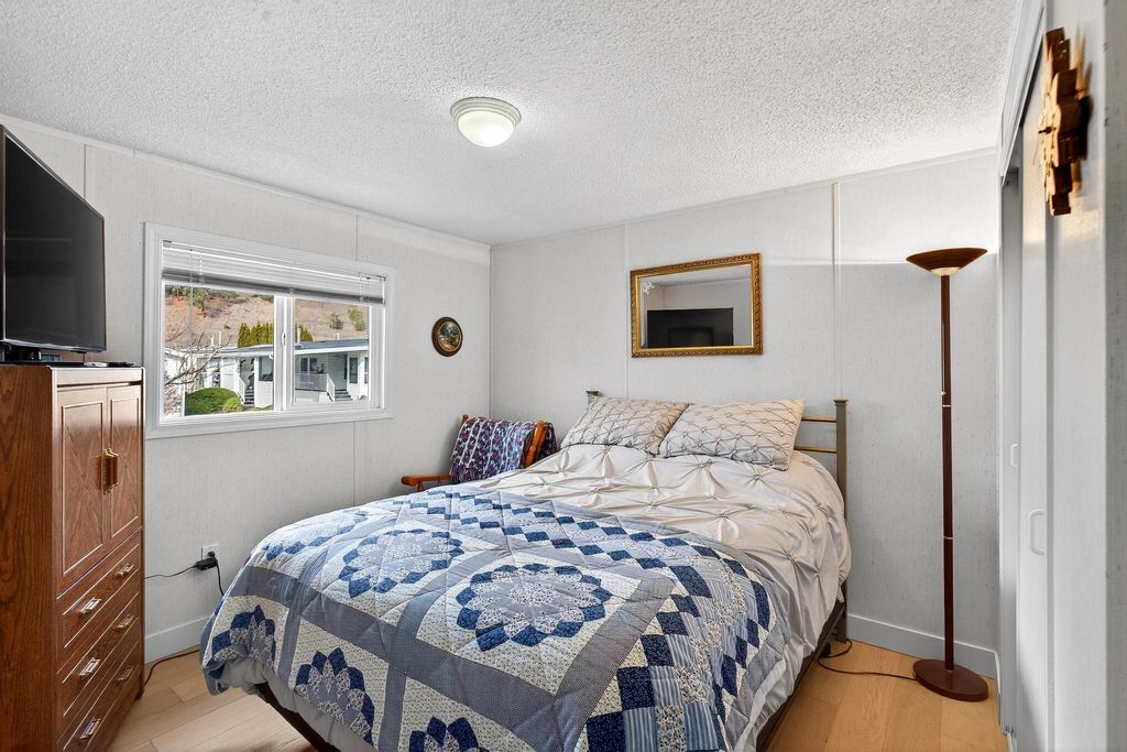 listing image 16513022049048818428