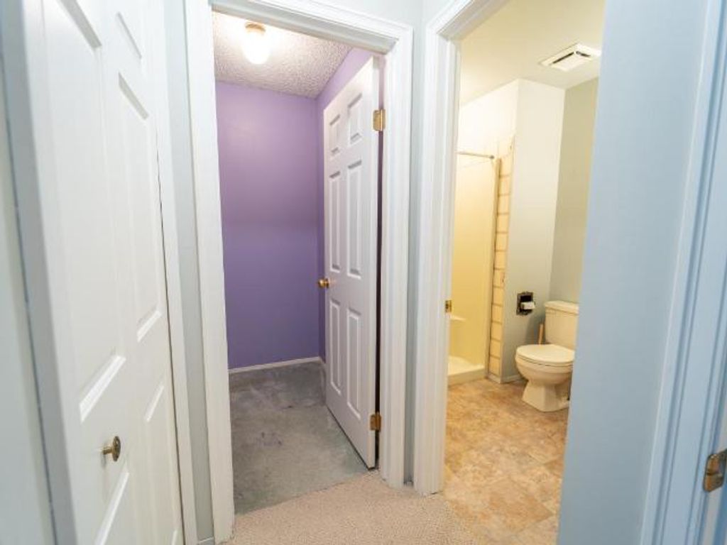 listing image 16515223038633155410