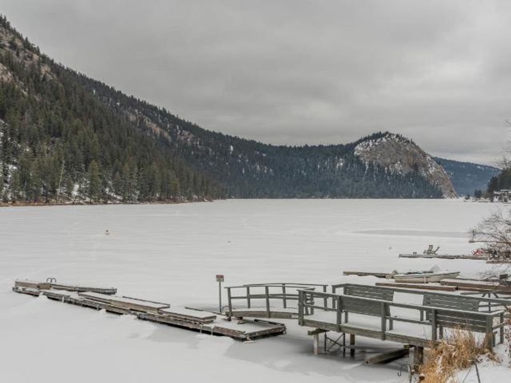 listing image 16517122745183490733
