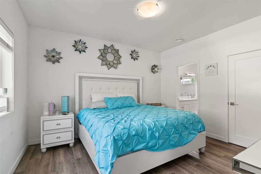 listing image 16512069357209964519
