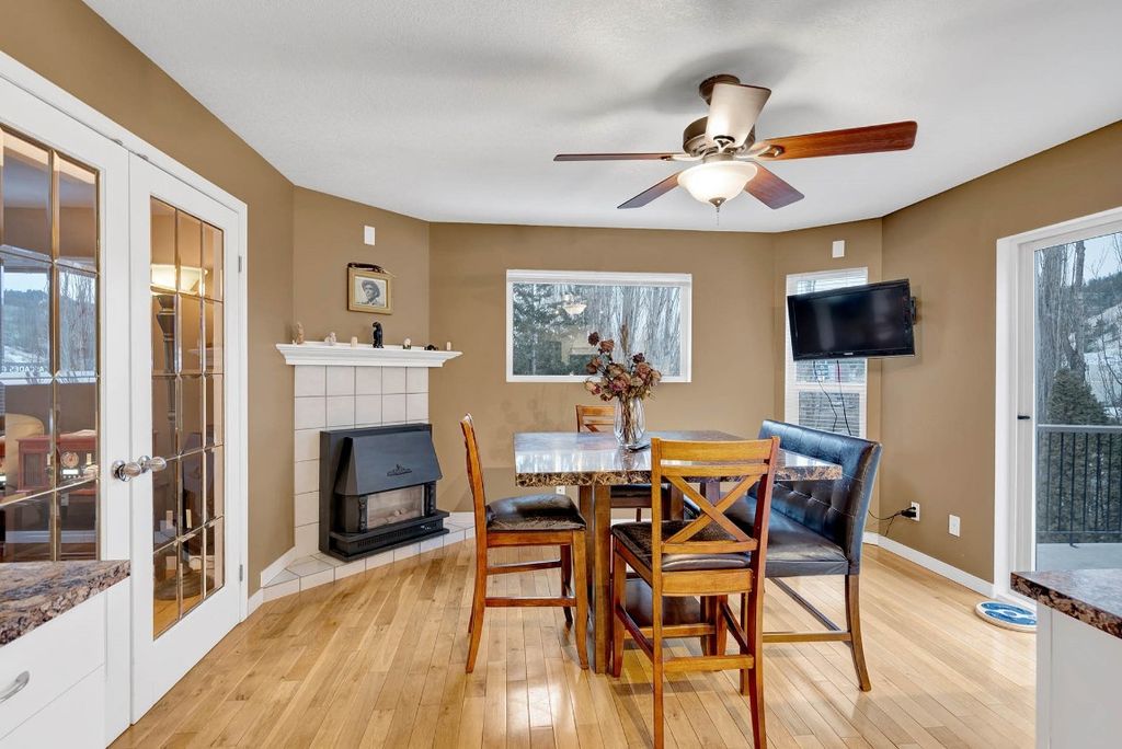 listing image 16518724652779462389