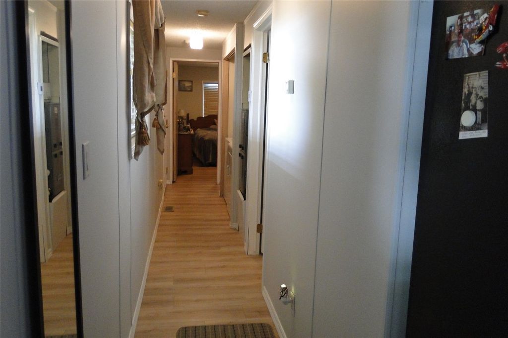 listing image 16515709588947693709