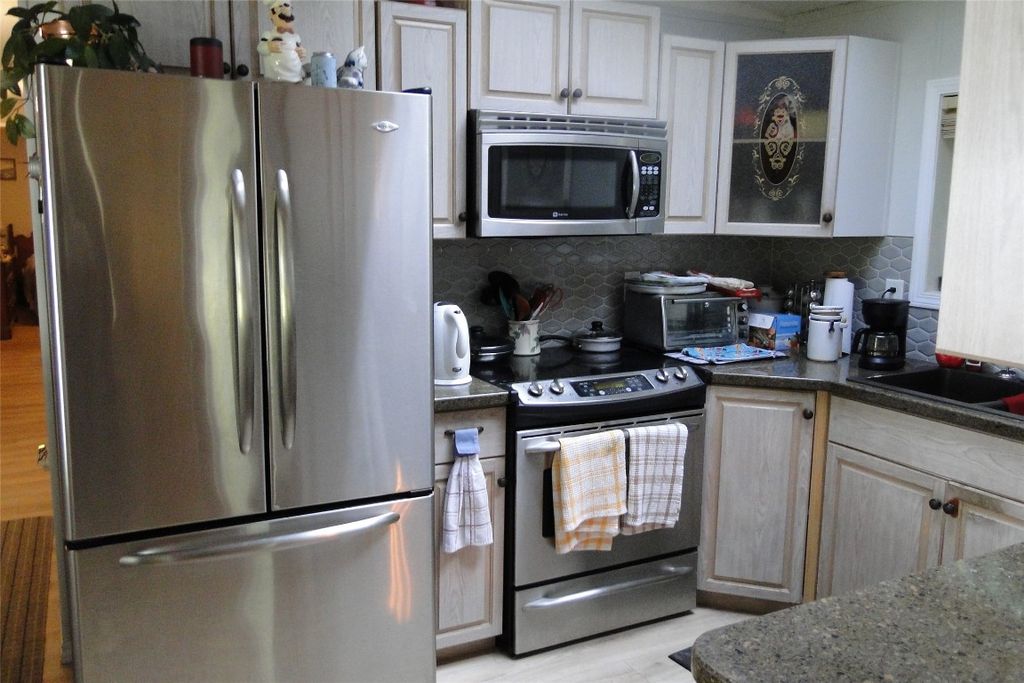 listing image 16513124322610071176