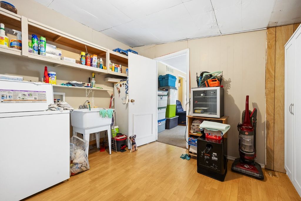 listing image 16515184095944955726