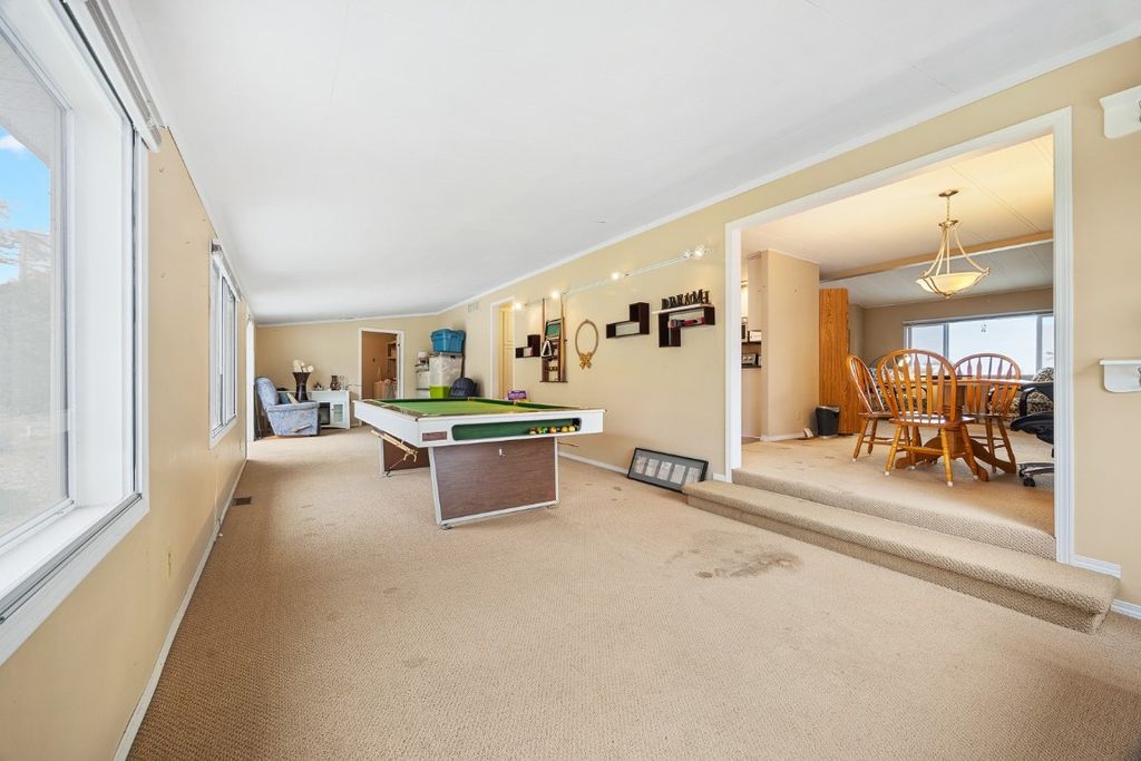 listing image 16510354216270472806