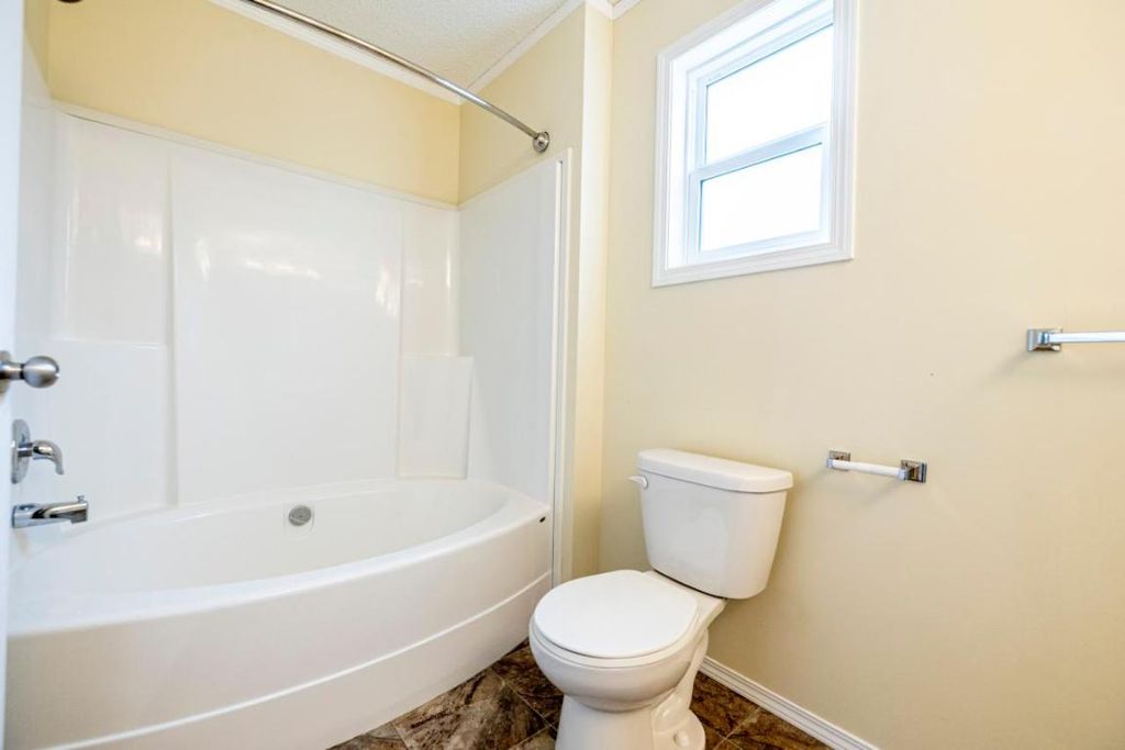 listing image 16512926962424676176