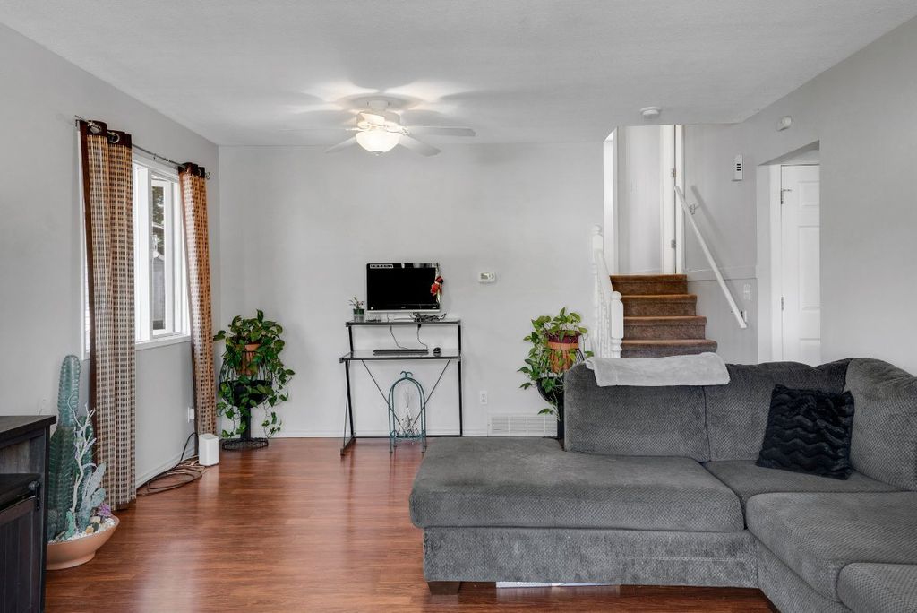 listing image 16511983115338447226