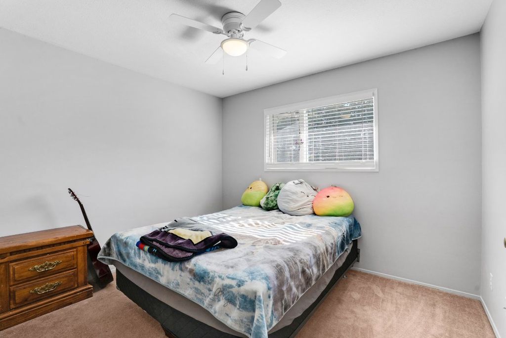 listing image 16513055780785791070