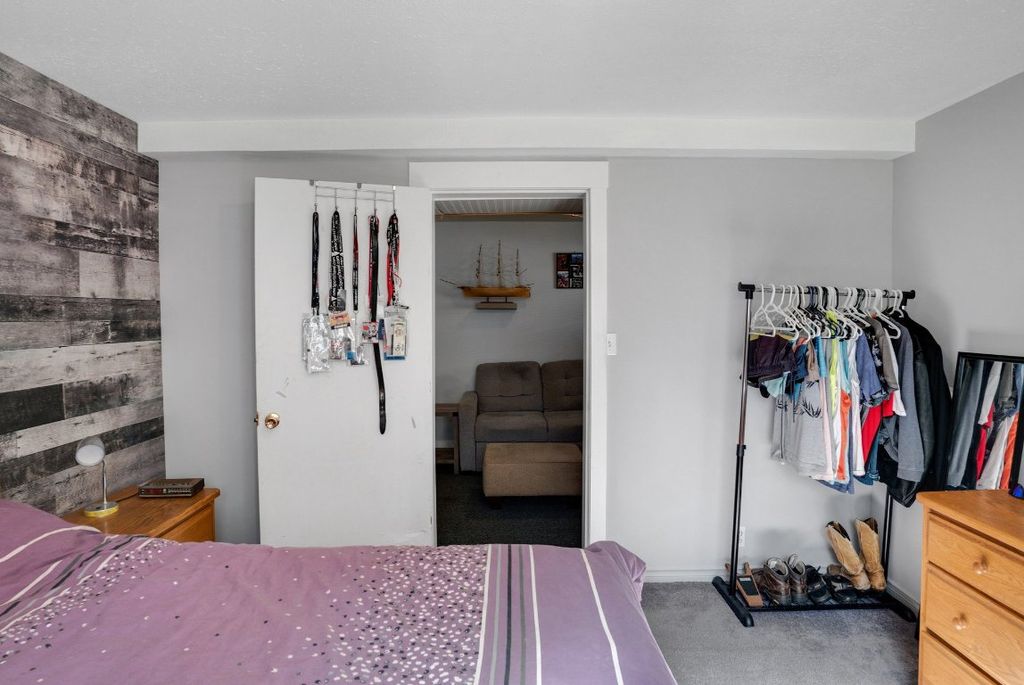 listing image 16512226283492376606