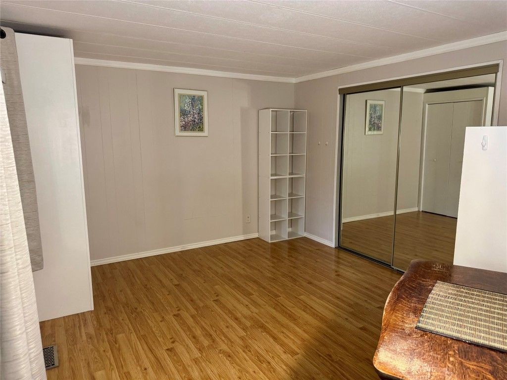 listing image 16519191643507632034