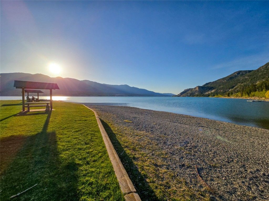 listing image 16515433738817958326