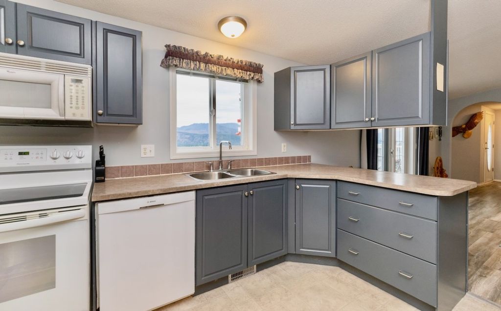 listing image 16512842551029657273