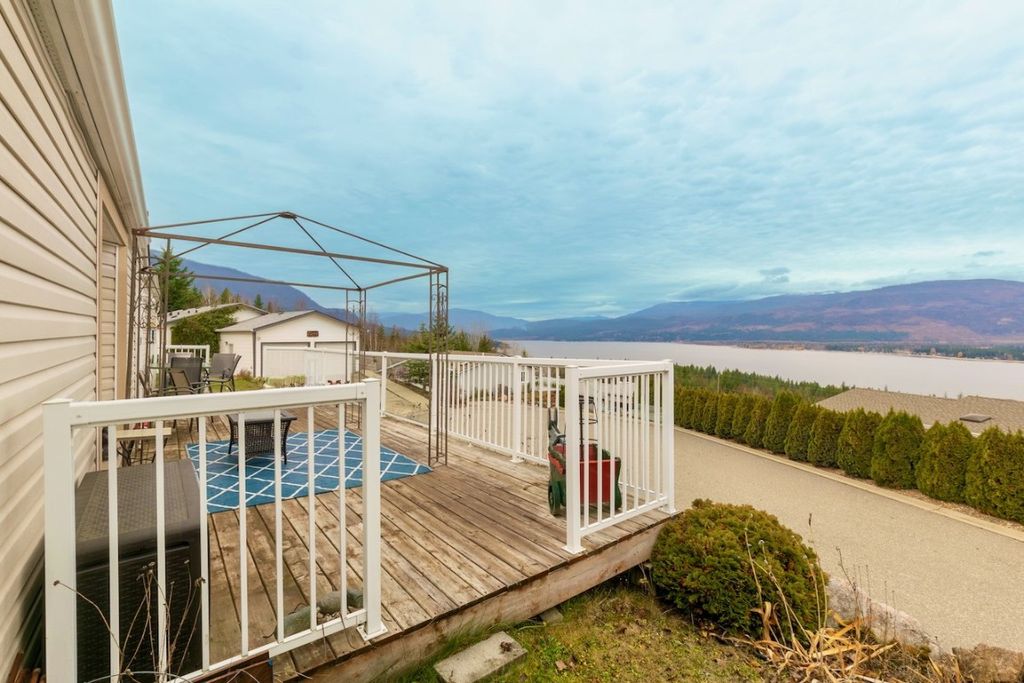 listing image 16517345340597917293