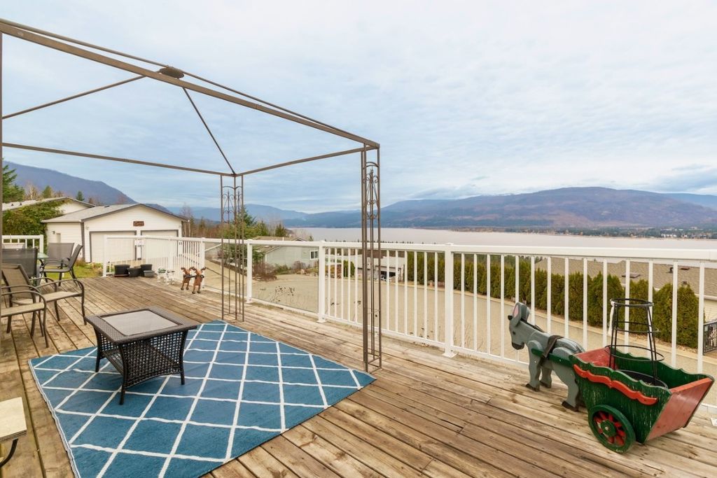 listing image 16517192318394782975