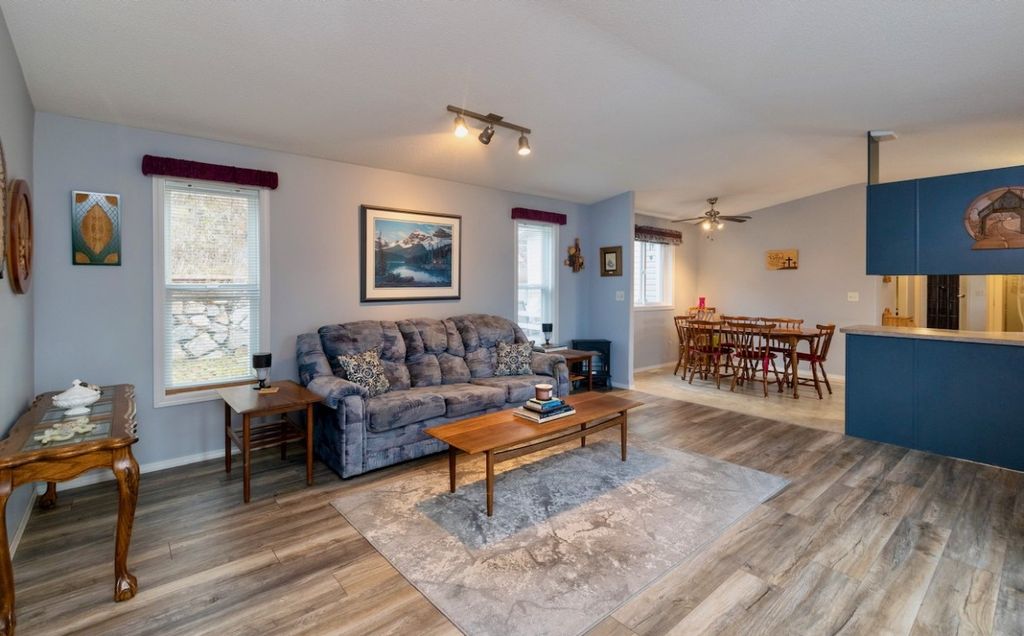 listing image 16515662757546917310