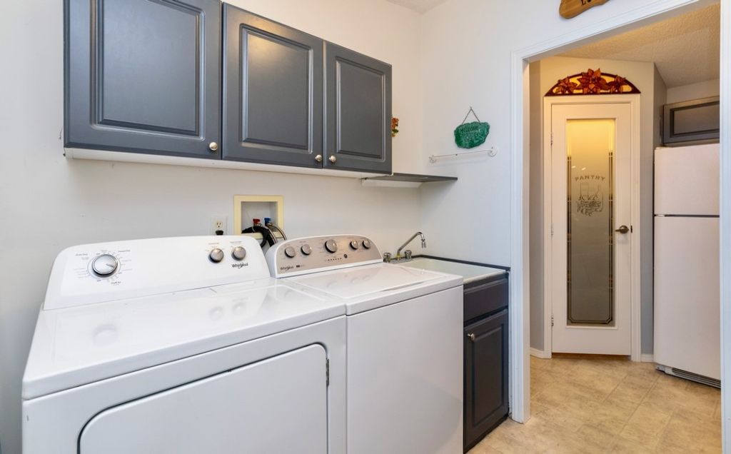 listing image 16519148966390513606