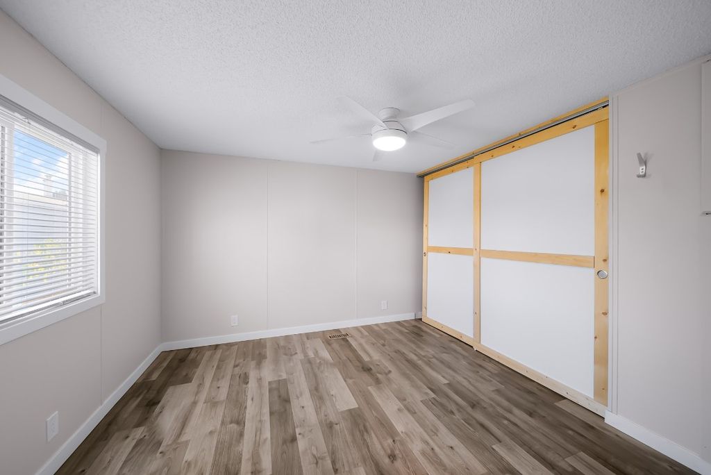 listing image 16512224228044700949