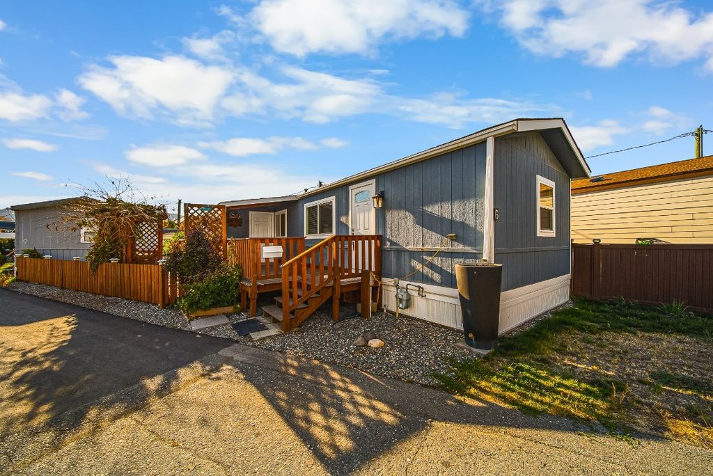 listing image 16516216860304335170