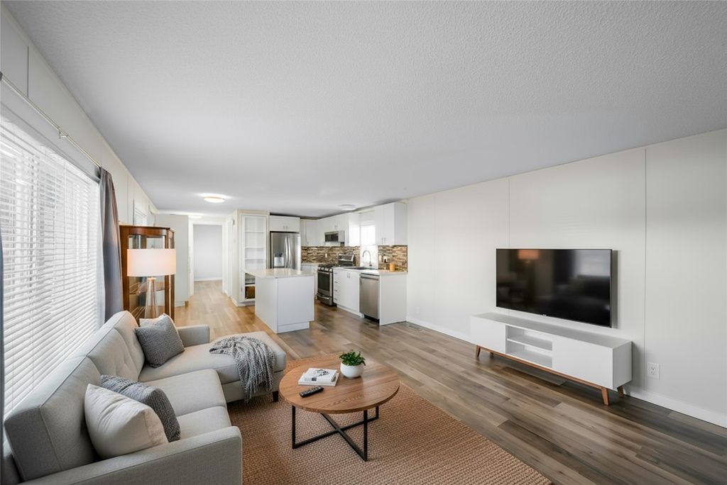 listing image 16510744749404882570