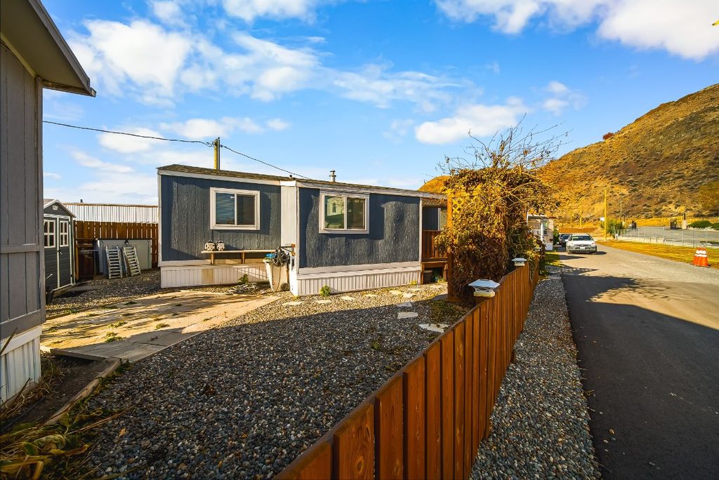 listing image 16514927503349143569