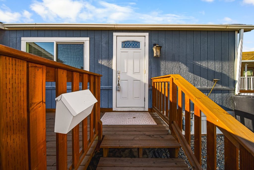 listing image 16511984063311293691