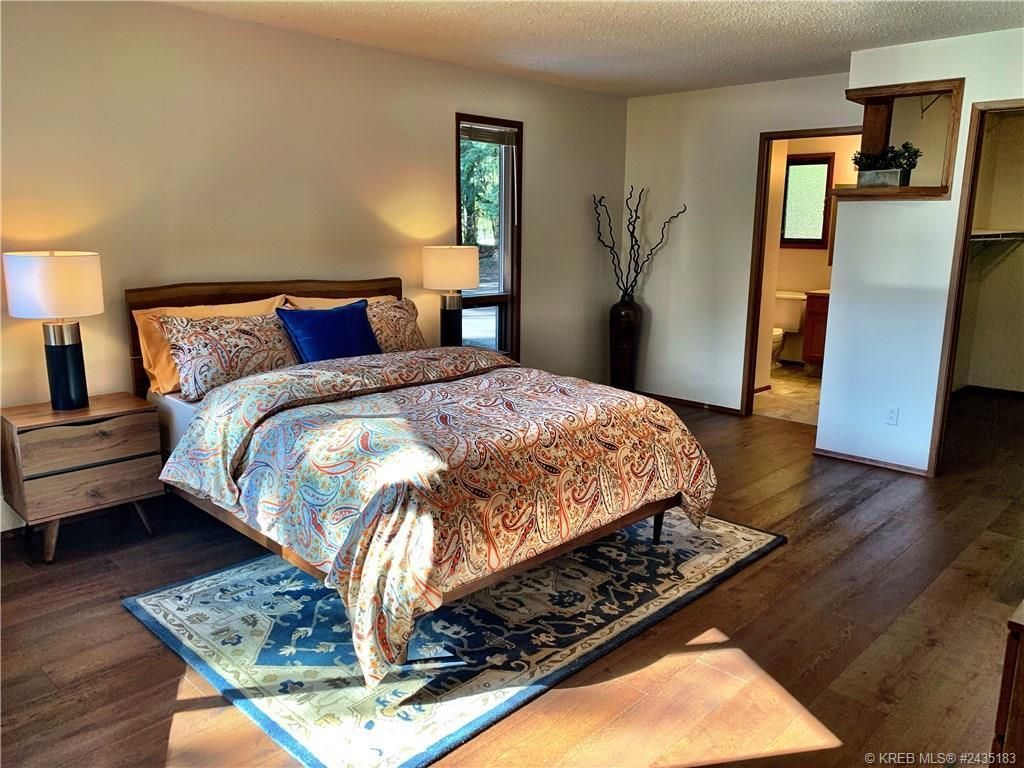 listing image 16519473343686124354