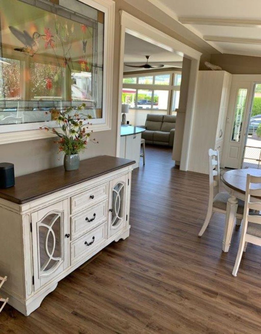 listing image 16514579085561533192