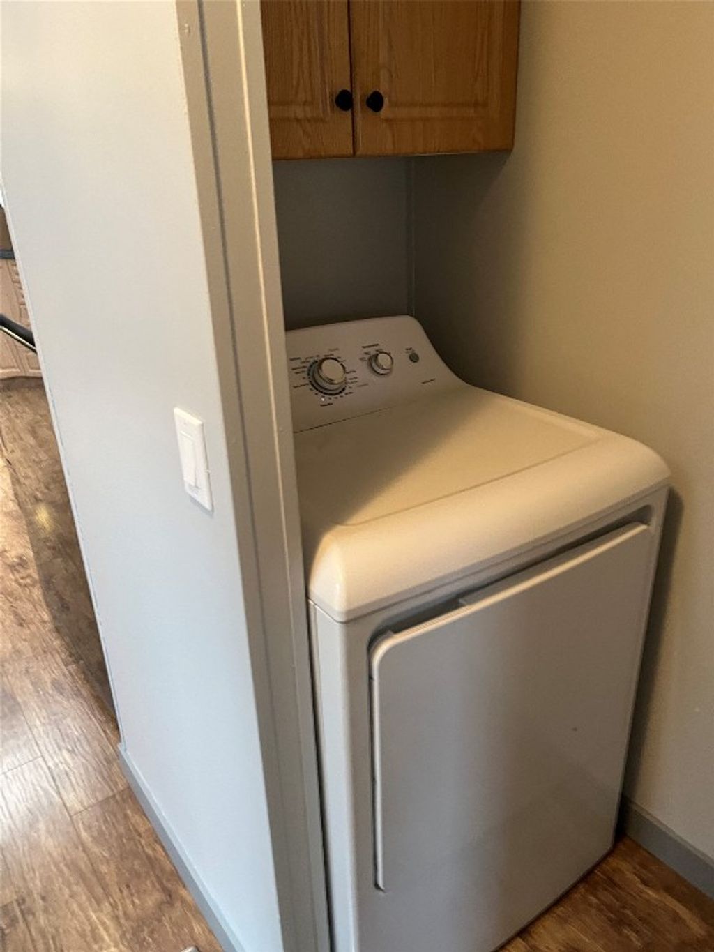 listing image 16519787539212472825