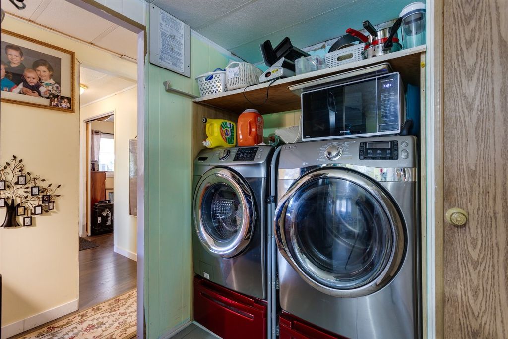 listing image 16512650559559090448