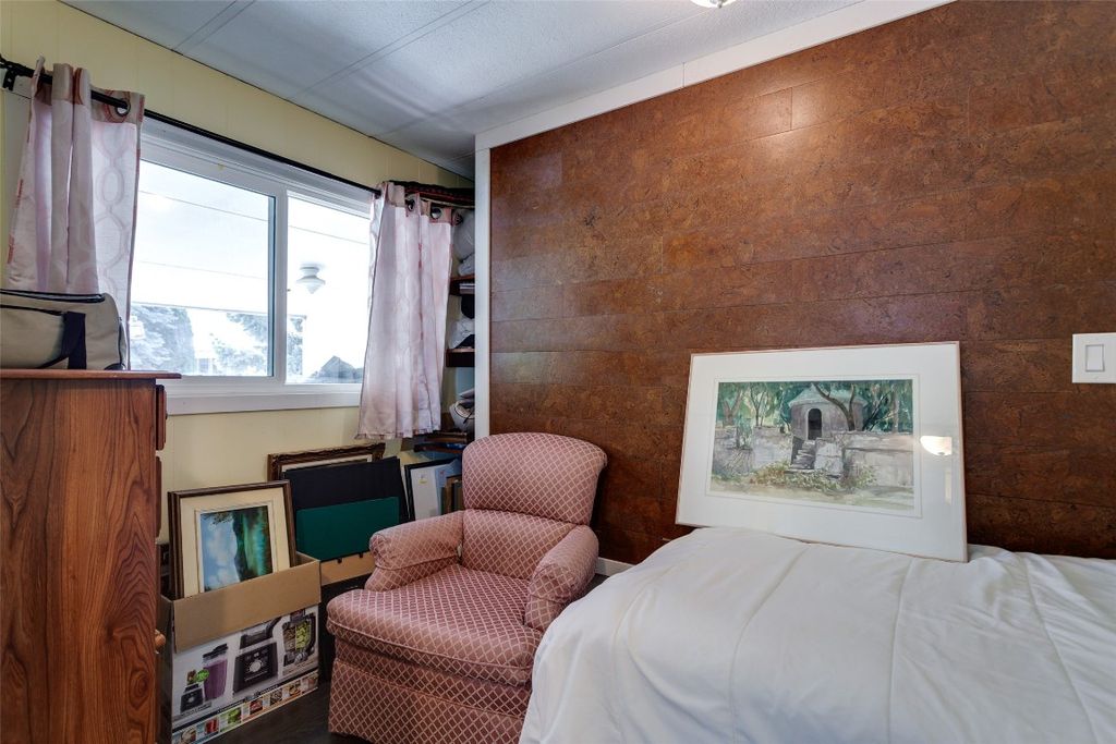 listing image 16517253371234291063