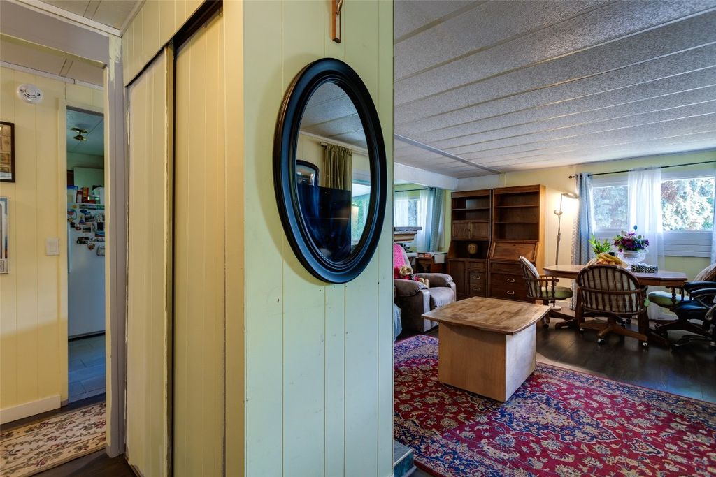 listing image 16515954181138902668