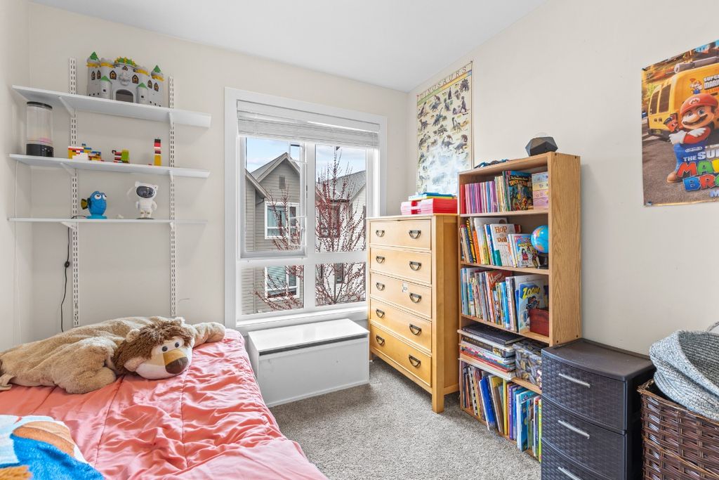 listing image 16512075051590094294