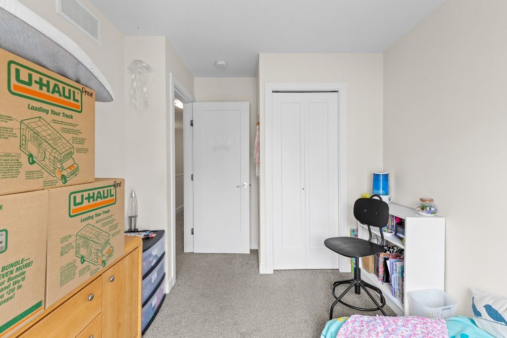 listing image 16516457135367602935